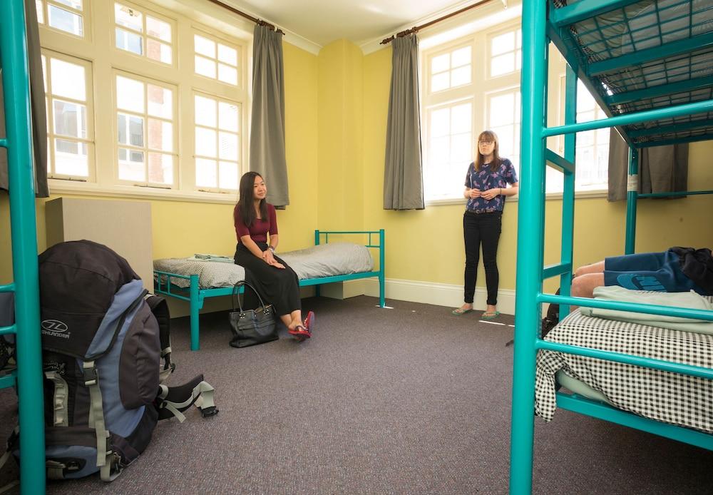 Yha Newcastle Beach Екстериор снимка