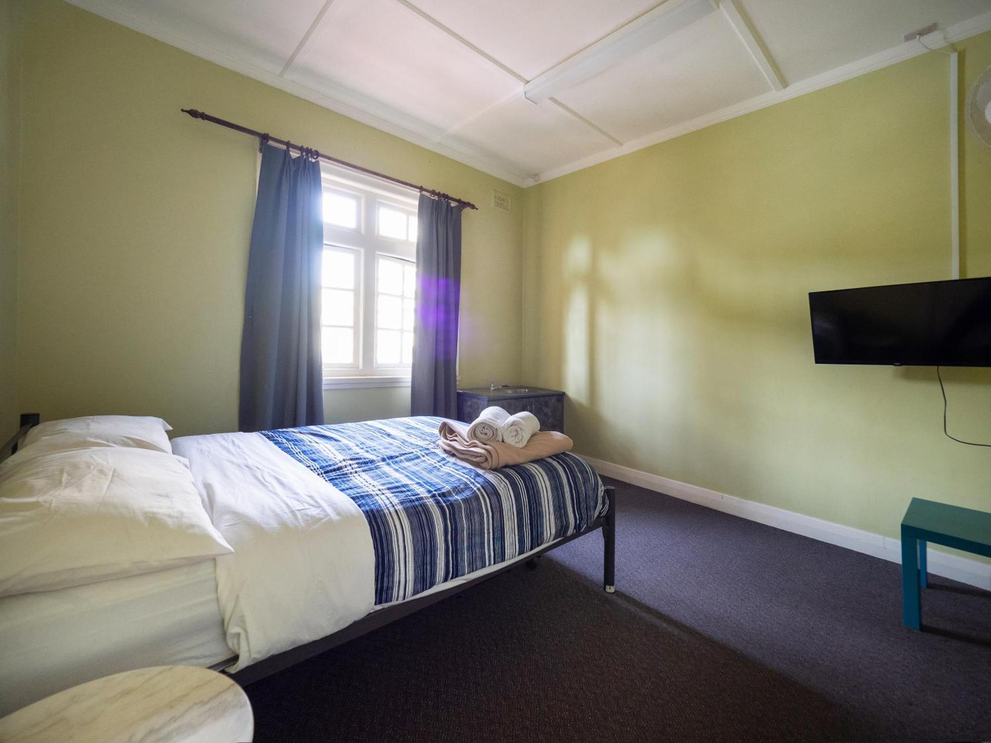 Yha Newcastle Beach Екстериор снимка
