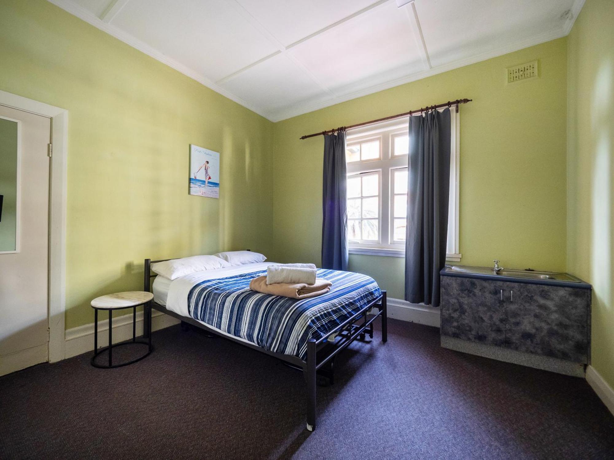 Yha Newcastle Beach Екстериор снимка