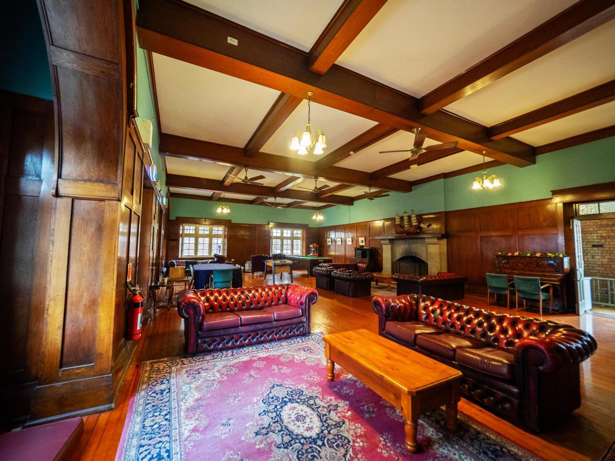 Yha Newcastle Beach Екстериор снимка
