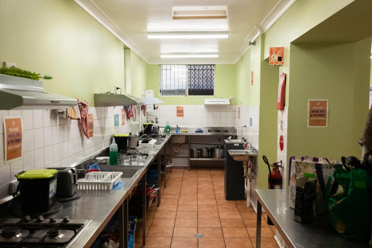 Yha Newcastle Beach Екстериор снимка